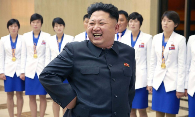 «Λίγο κρασί, λίγο θάλασσα και ο Κιμ Γιονγκ Ουν»: Η Βόρεια Κορέα ανοίγει τα σύνορα σε τουρίστες