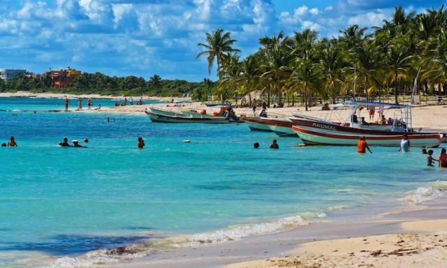 «Βόμβα»: Ποιο reality κόβεται επειδή ανακάλυψαν ότι παίκτρια έκανε σεξ με συμπαίκτη της