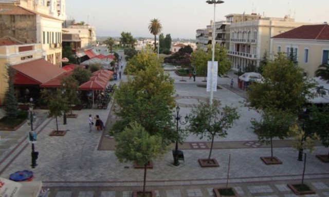 ΣΟΚ στην Αμαλιάδα: Μάρμαρο από προτομή έπεσε στο κεφάλι 9χρονου!