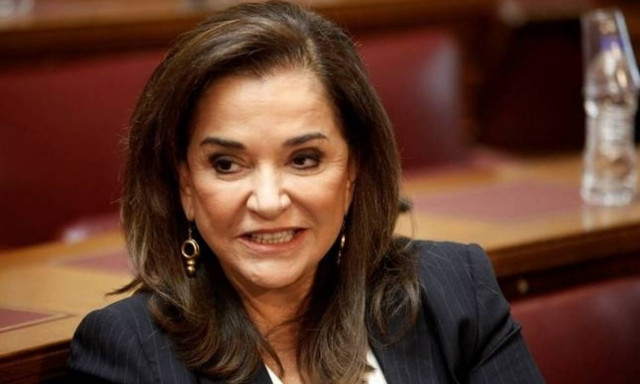 Χειρουργήθηκε η Ντόρα Μπακογιάννη: Ποια είναι η κατάσταση της υγείας της