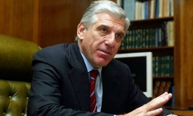 Γιάννος Παπαντωνίου: Οι ψεύτικες φορολογικές ενημερότητες για τη βίλα της Σύρου