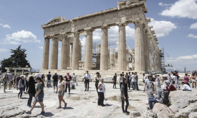 Σε νέα φάση εργασιών μπαίνουν τα μνημεία της Ακρόπολης