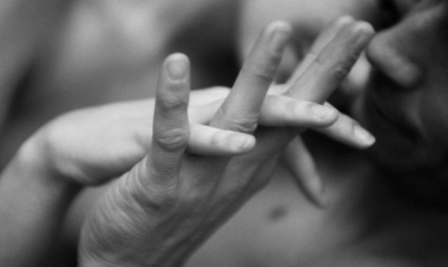 Έρευνα: Το τακτικό σεξ μετά τα 50 βοηθά τη λειτουργία του εγκεφάλου