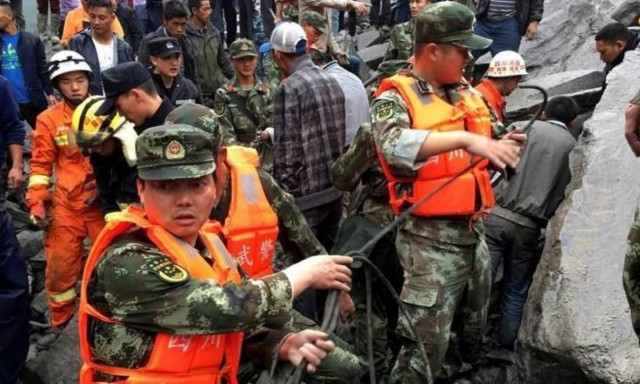 Τραγωδία στη Κίνα: Δυο νεκρά παιδιά από τις κατολισθήσεις