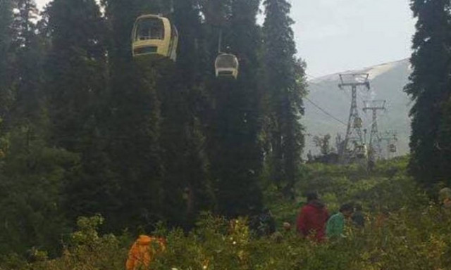 Τραγωδία στην Ινδία: Πεύκο έπεσε σε βαγόνι τελεφερίκ - Τουλάχιστον 7 νεκροί