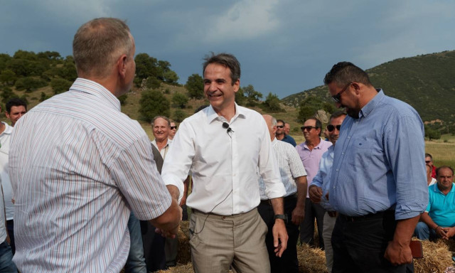 Μητσοτάκης στην Ελασσόνα: Θα στηρίξουμε την πλήρη προστασία της φέτας