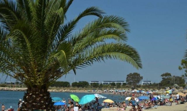 Καύσωνας 2017: Αυτές οι πόλεις θα «ψηθούν» με 40άρια - Τι λέει ο Καλλιάνος