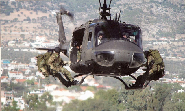 Εθνική υπερηφάνεια: Έτοιμος και ισχυρός ο Ελληνικός Στρατός Ξηράς (vid)