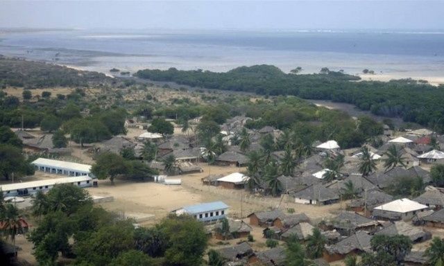 Τέσσερα παιδιά και τέσσερις αστυνομικοί σκοτώθηκαν σε έκρηξη στην Κένυα