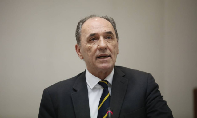 Σκουπίδια απεργία - Σταθάκης: Η πρόταση της κυβέρνησης είναι η καλύτερη δυνατή