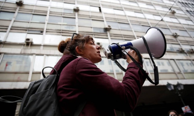 Οι εκπαιδευτικοί στους δρόμους: Συγκέντρωση διαμαρτυρίας σήμερα (28/06) στο υπουργείο Παιδείας