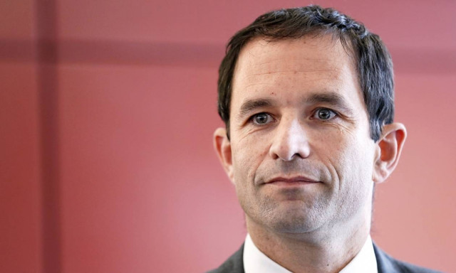 Κι ο τελευταίος να κλείσει την πόρτα: Παρελθόν για τους Γάλλους Σοσιαλιστές ο Μπενουά Αμόν