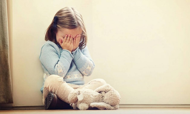 Σοκ στο Ηράκλειο: 40χρονος χάιδευε κοριτσάκι μέσα στη θάλασσα