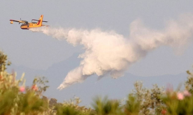Ξέσπασε μεγάλη πυρκαγιά στην Κεφαλονιά