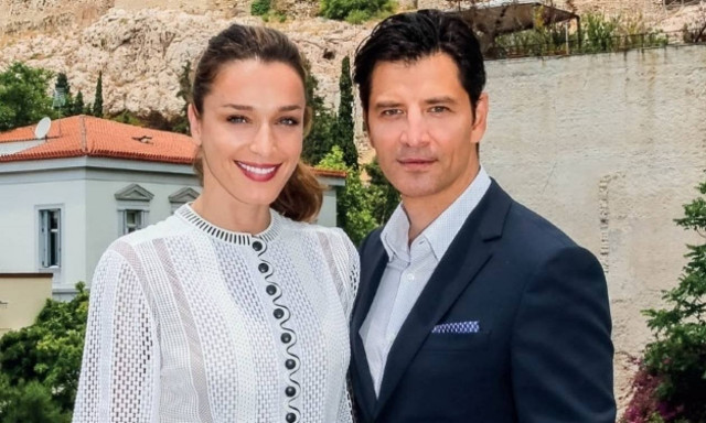 Δείτε τα στέφανα του Σάκη και της Κάτιας