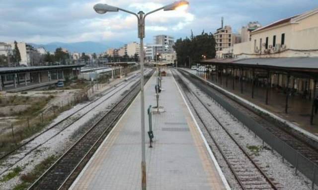 Αλλαγή στις αποβάθρες των τρένων στο σταθμό Λαρίσης