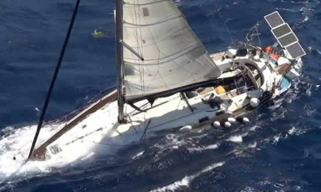 Συναγερμός στη Σκόπελο: Βουλιάζει σκάφος με 8 επιβαίνοντες