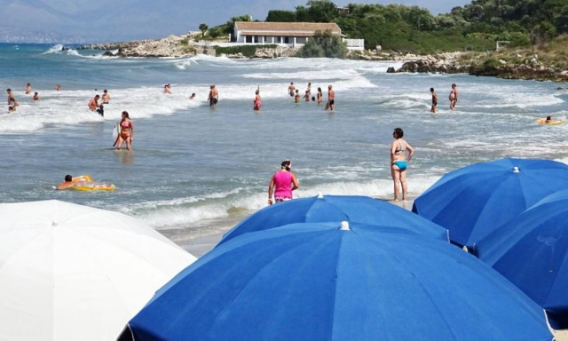 Καιρός τώρα: Ηλιόλουστη η Πέμπτη με... μποφόρ και άνοδο της θερμοκρασίας (pics)