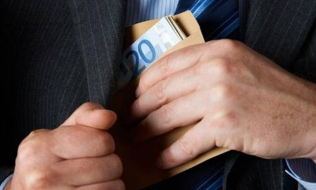 Φυλάκιση με αναστολή σε δικηγόρο που «τσέπωσε» την εγγύηση πελάτη του