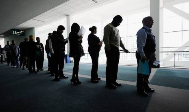 Greek unemployment rate fell to 21.7 pct in April