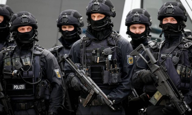 G20: Αμβούργο πόλη-φρούριο με 20.000 αστυνομικούς, 28 ελικόπτερα, 185 σκύλους και 3.000 οχήματα