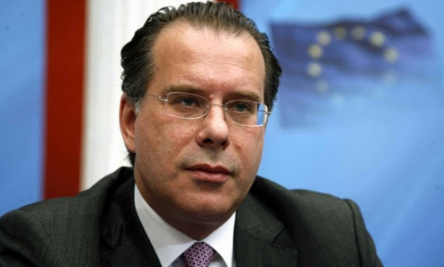 Κουμουτσάκος: Άλλο η σκληρή πολιτική αντιπαράθεση και άλλο ο ευτελισμός του πολιτικού λόγου