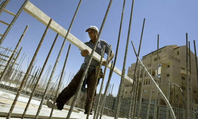 Σοκαριστικό ατύχημα στην Πρέβεζα: Έπεσε από την οικοδομή και καρφώθηκε σε μπετόβεργα