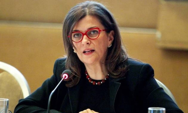 Σε παράλληλο σύμπαν η Αντωνοπούλου: Υπάρχει ανοδική τάση της απασχόλησης!