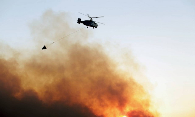 Μεγάλη φωτιά στο Ζευγολατιό Κορινθίας