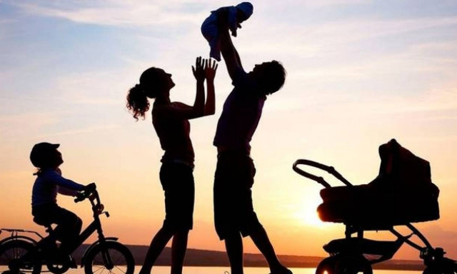 ΟΓΑ οικογενειακό επίδομα: Πότε πληρώνεται η β' δόση για το Α21 - Ποιοι οι δικαιούχοι