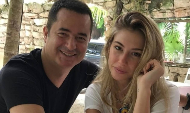 Παντρεύεται ο Τούρκος παραγωγός του Survivor - Μπάτσελορ στη Μύκονο για την γυναίκα του! (pics)