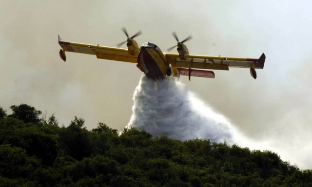 Νέα φωτιά μαίνεται στην Καβάλα