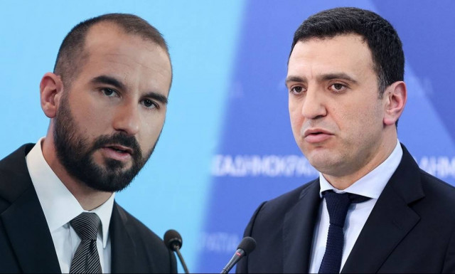 Κόντρα κυβέρνησης - αντιπολίτευσης για την οικονομία