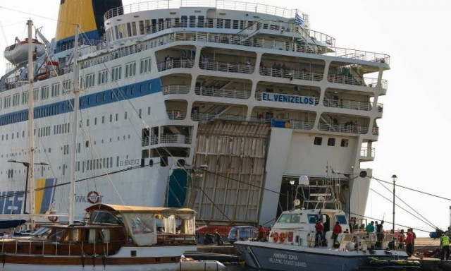 Γέννησε πρόωρα στο πλοίο από Πειραιά για Χανιά!