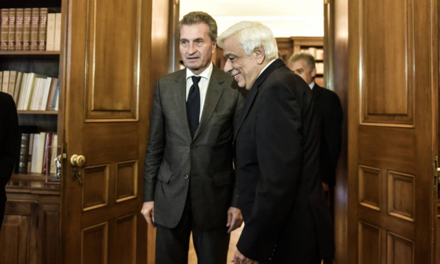 Έτινγκερ: Η Ελλάδα γίνεται όλο και πιο αξιόπιστη και μπορεί να βγει στις αγορές