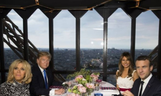 Σάλος με την φωτογραφία της Μελάνια με τον Μακρόν – Τι συνέβη;