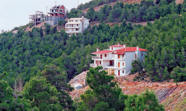 Oικοδομικές άδειες: Τι αλλάζει σε σχέση με τη δασική νομοθεσία