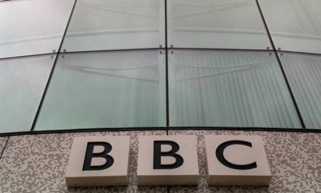 Σάλος στη Βρετανία με τους μισθούς στο BBC (vid)