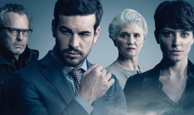 «Αόρατος επισκέπτης»: Το νέο αγωνιώδες θρίλερ του Οριόλ Πάουλο