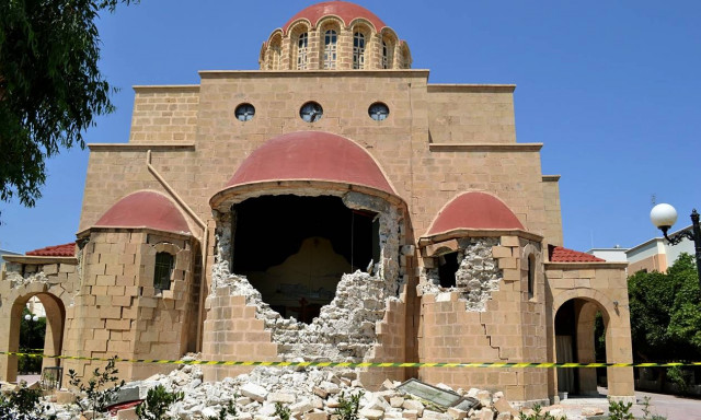 Σεισμός Κως: Τέσσερις ατομικές βόμβες έπληξαν τα Δωδεκάνησα - Πηδούσαν από τα μπαλκόνια οι κάτοικοι