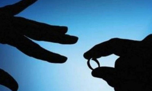 Εξαρθρώθηκε κύκλωμα που νομιμοποιούσε αλλοδαπούς μέσω ψευδών αναγνωρίσεων και εικονικών γάμων