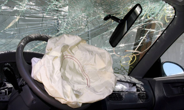 Australian man dies in faulty air bag crash