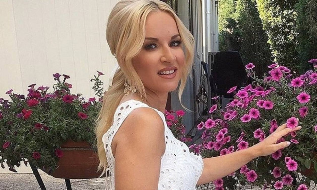 Μαρία Μπεκατώρου: Χαμός με την αρετουσάριστη φωτογραφία της στη θάλασσα