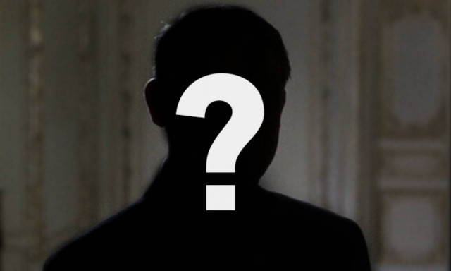 Έρχονται «βραχιολάκια» για τον πασίγνωστο επιχειρηματία χωρίς... επιχείρηση