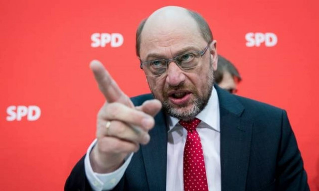 Απειλές από Σουλτς στις χώρες που αρνούνται να συνεισφέρουν στην αντιμετώπιση του μεταναστευτικού