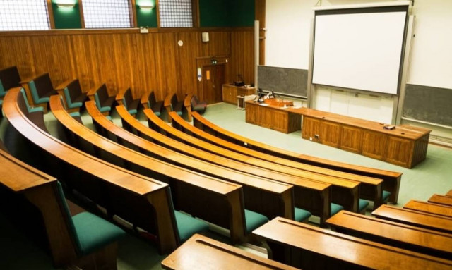 Συναγερμός σε Πανεπιστήμιο για θανατηφόρο αέριο