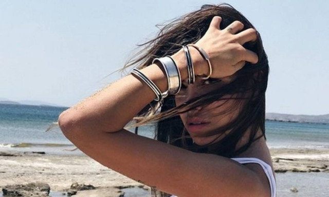 Όλγα Φαρμάκη: «Γκρέμισε» το Instagram με τη sexy αρετουσάριστη φωτογραφία της με μαγιό!