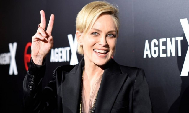 Αυτή είναι η πιο σέξι φωτογράφιση της Σάρον Στόουν (pic)