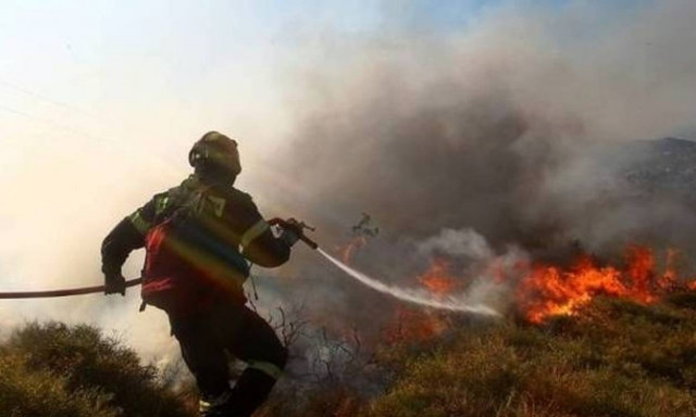 Φωτιά ΤΩΡΑ στο Πικέρμι