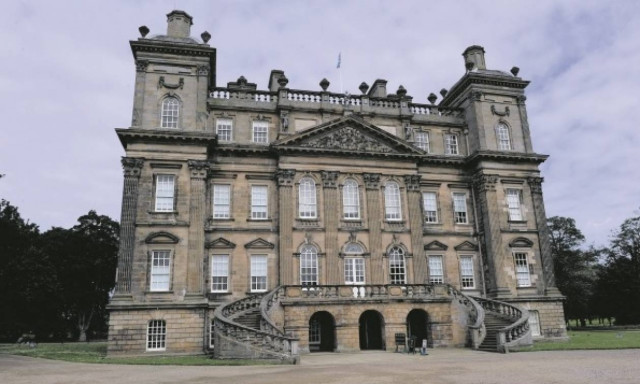 Σπάνια μεταφορά πίνακα του Πικάσο στο Duff House